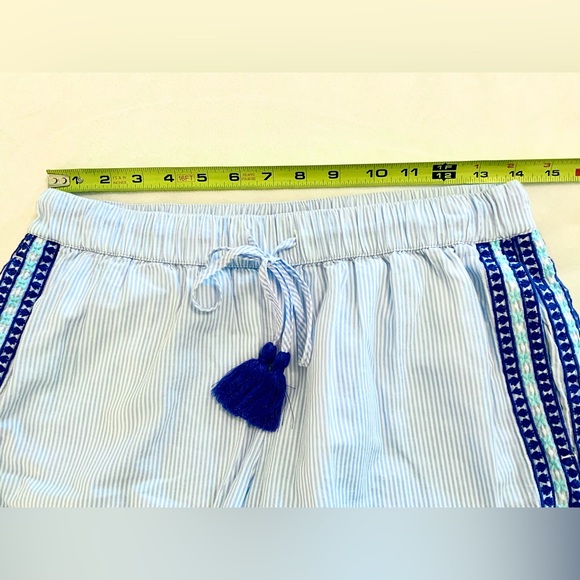 Vineyard Vines Sea Spray Blue Stripe Pull On Shorts Womens Sz Small Embroidered - Picture 10 of 10